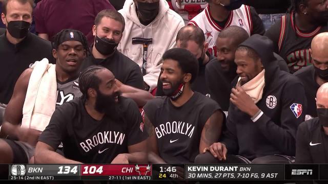 欧博数据中心-大胜公牛三巨头谈笑风生 哈登道出篮网最美夙愿